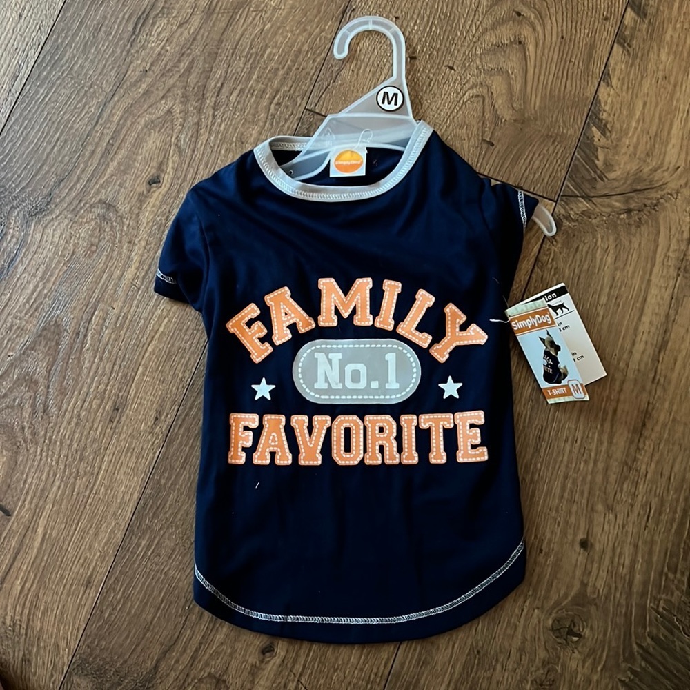 🐶 Simply Dog “Family No.1 Favorite “ T-Shirt (Boy) Medium